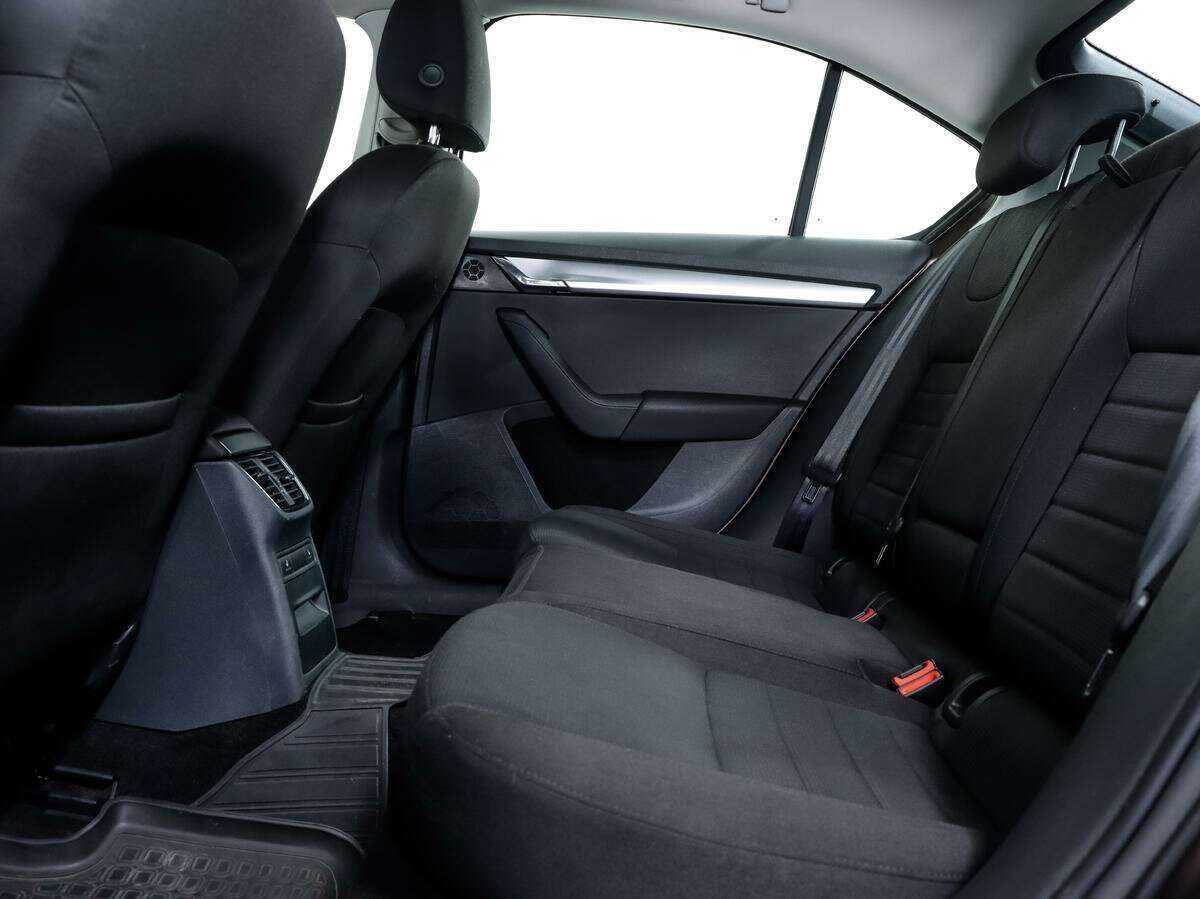 Купить Skoda Octavia, 2013, 274 168 км, фото №11