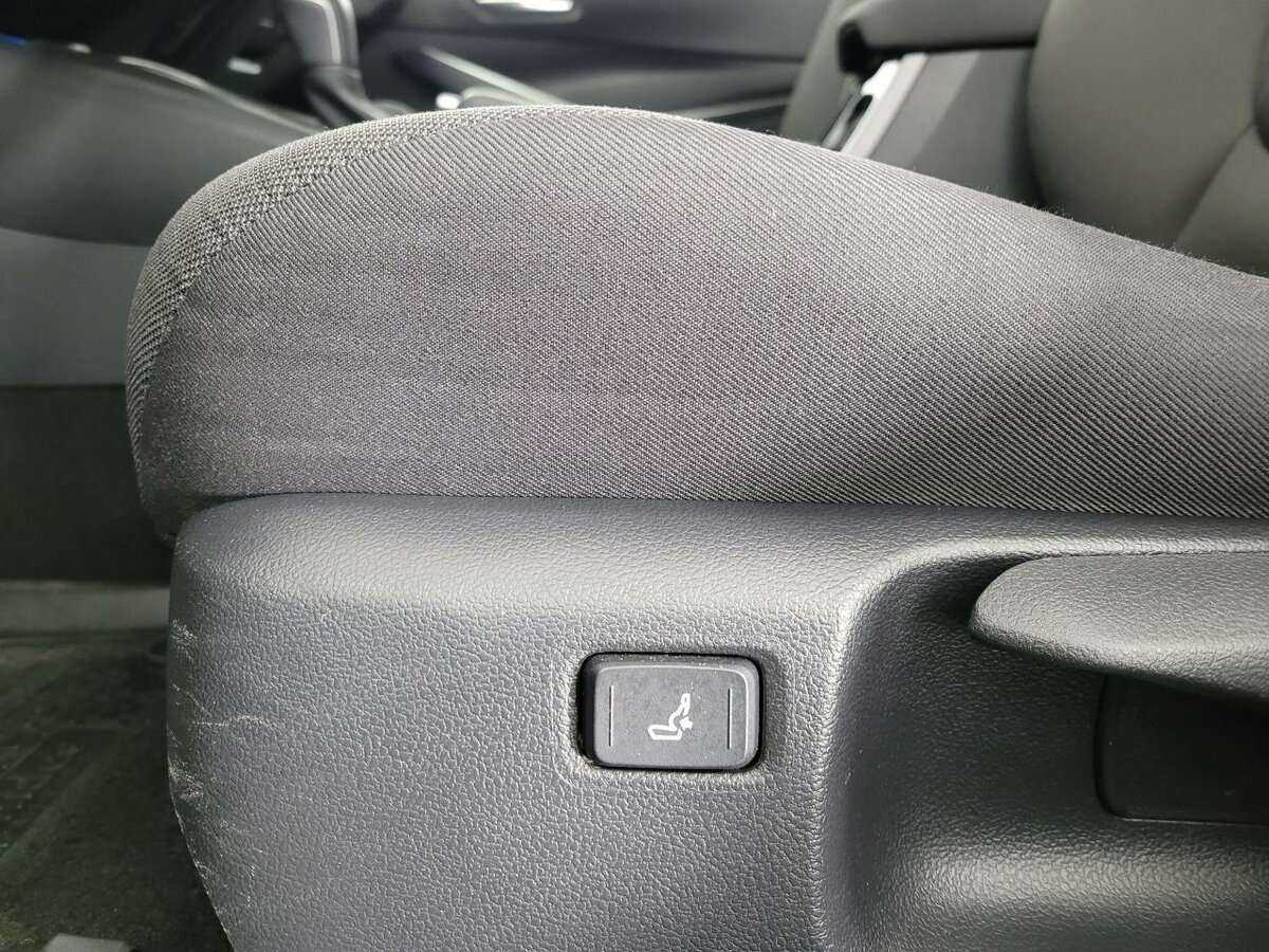 Купить Toyota Corolla, 2019, 71 000 км, фото №10