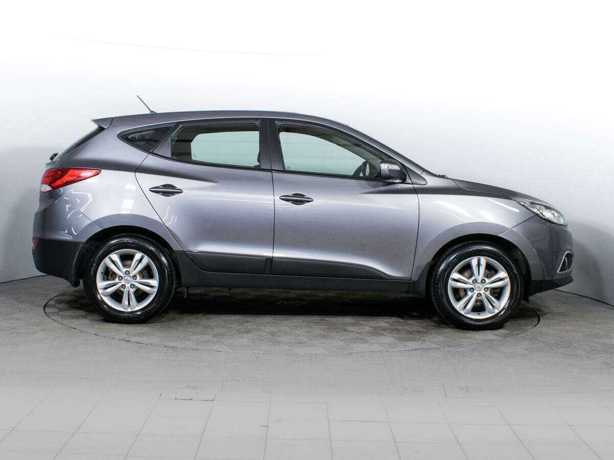 Купить Hyundai ix35, 2012, 142 645 км, фото №4