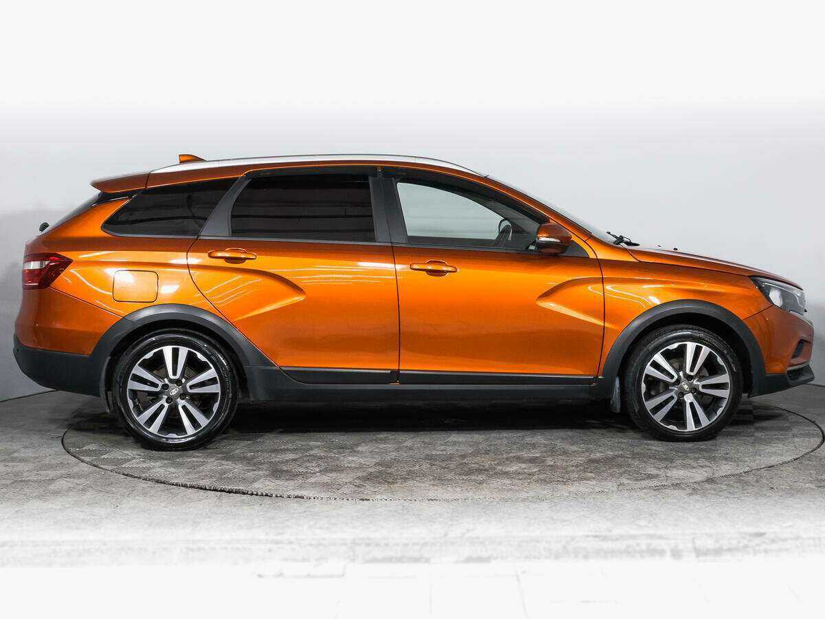 Купить Lada (ВАЗ) Vesta SW Cross, 2018, 88 976 км, фото №4