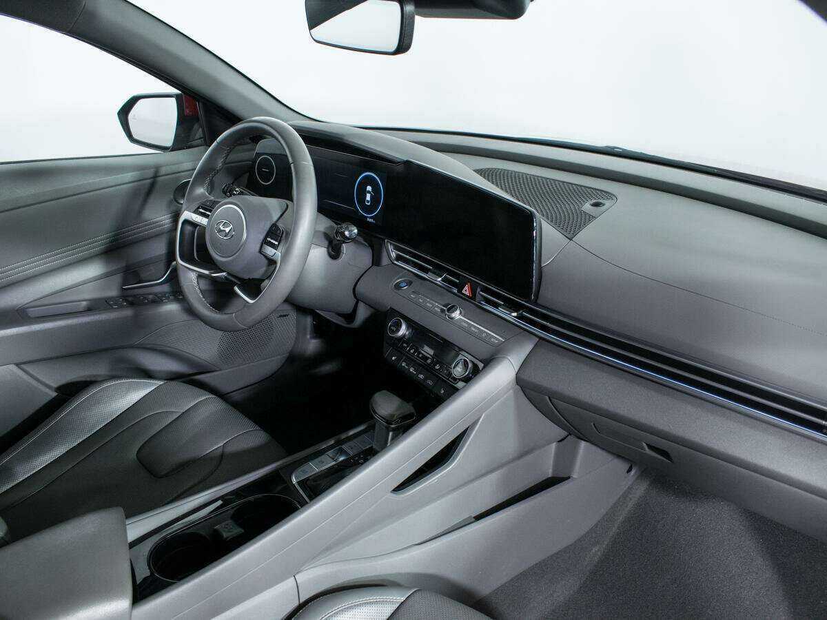 Купить Hyundai Elantra, 2021, 31 216 км, фото №9