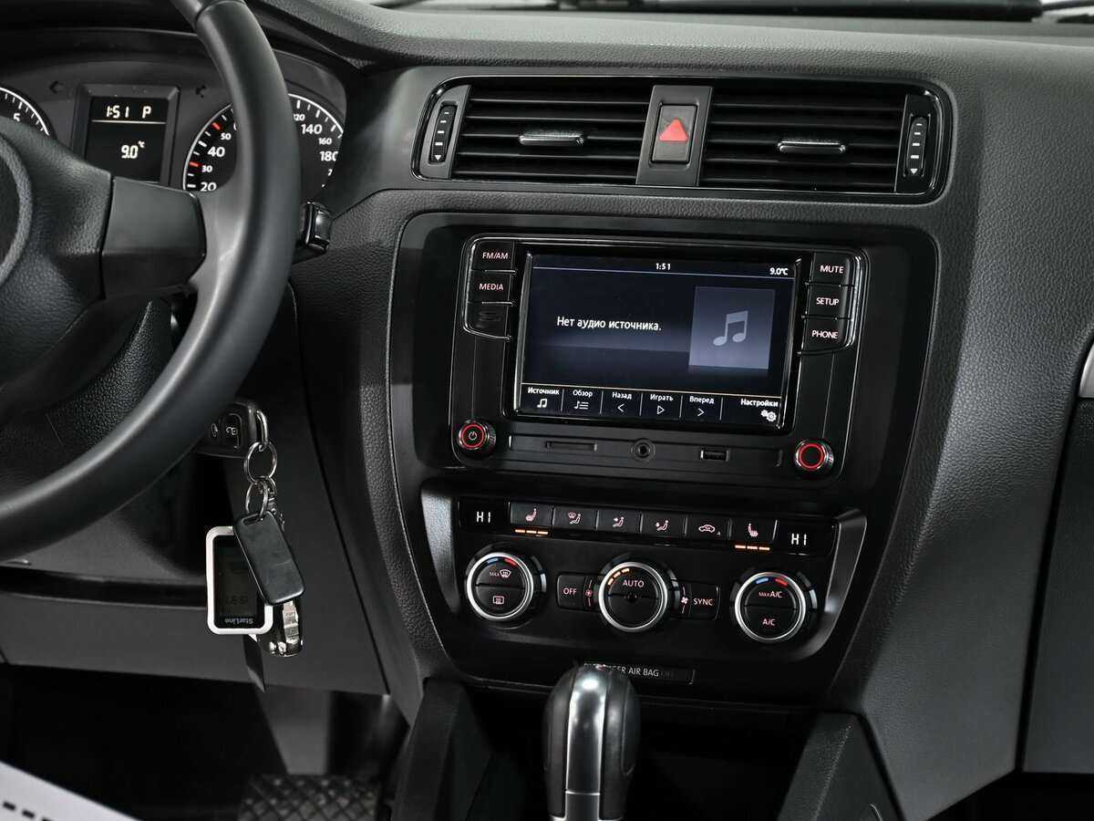 Купить Volkswagen Jetta, 2012, 139 000 км, фото №8