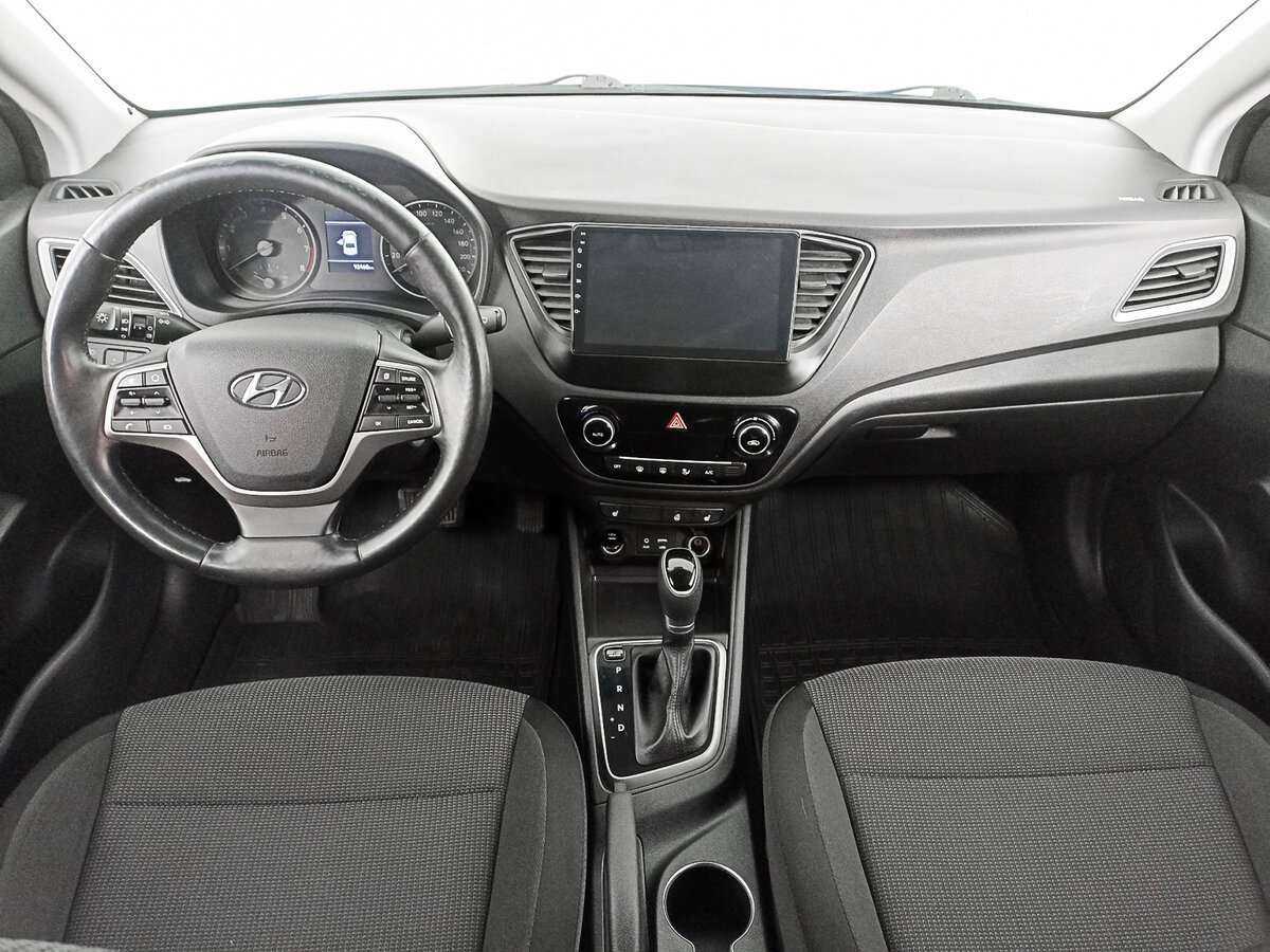 Купить Hyundai Solaris, 2017, 92 453 км, фото №12
