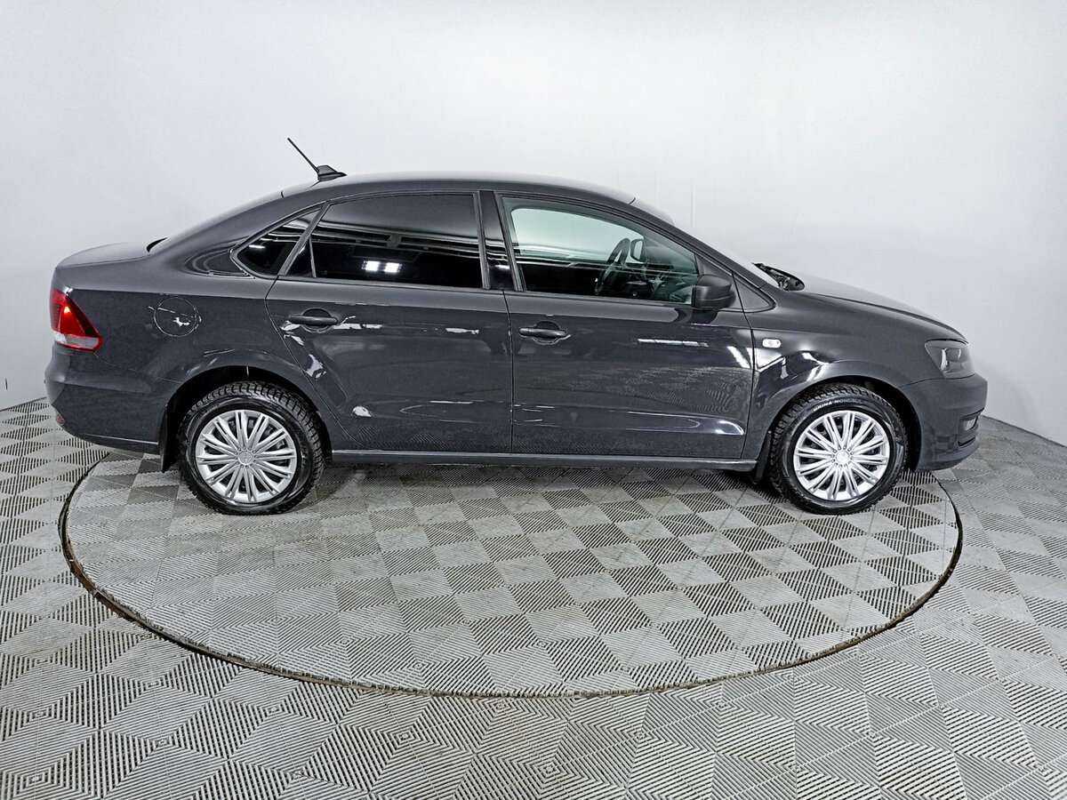 Купить Volkswagen Polo, 2017, 70 203 км, фото №4