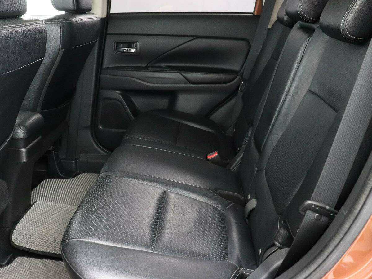 Купить Mitsubishi Outlander, 2012, 208 877 км, фото №8