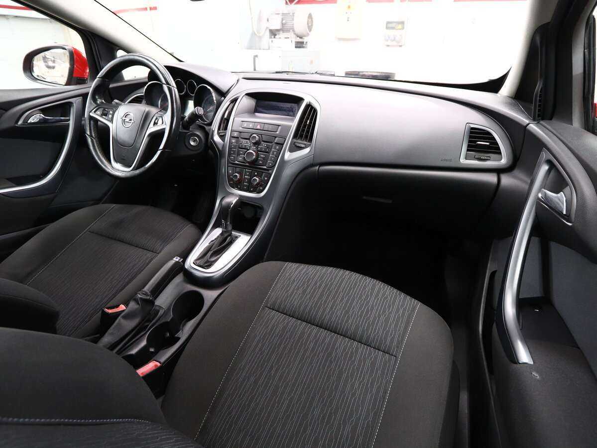 Купить Opel Astra GTC, 2012, 190 000 км, фото №13