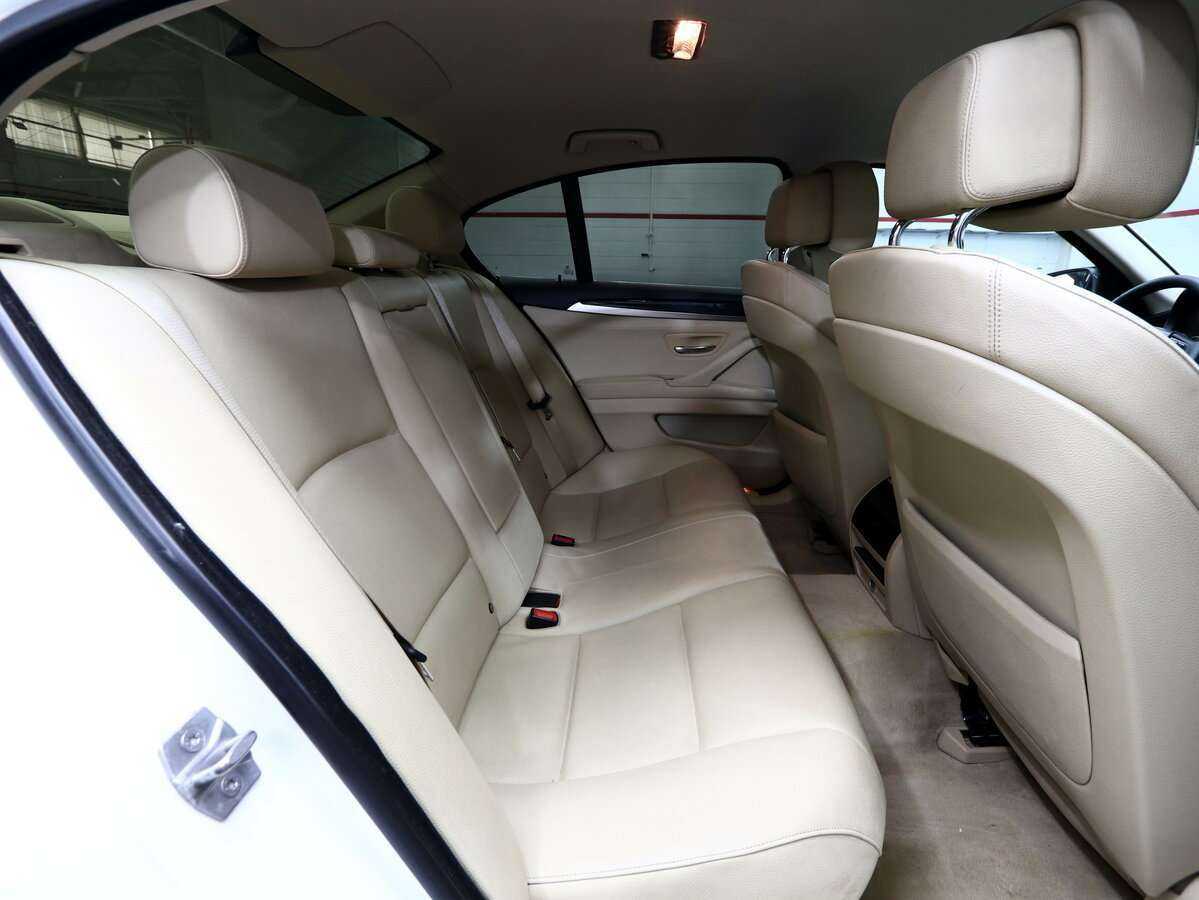 Купить BMW 5 серии 520i, 2012, 170 000 км, фото №14
