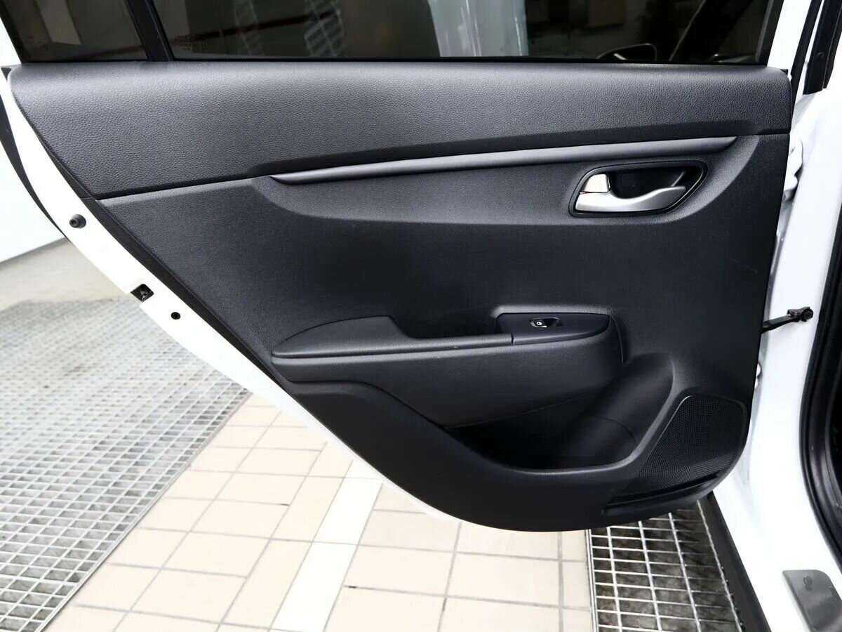 Купить Kia Rio X-Line, 2018, 47 000 км, фото №14