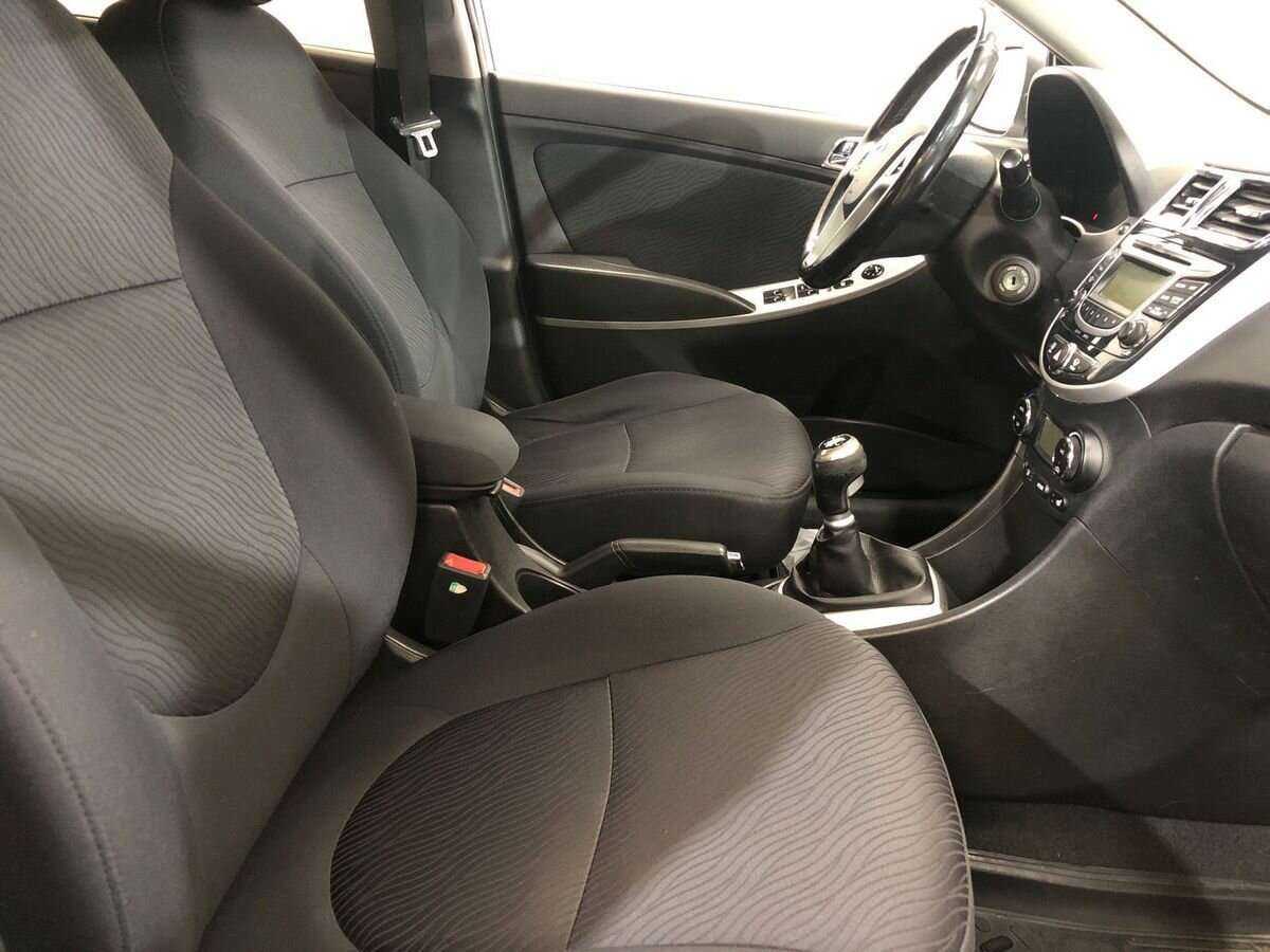 Купить Hyundai Solaris, 2014, 96 200 км, фото №10