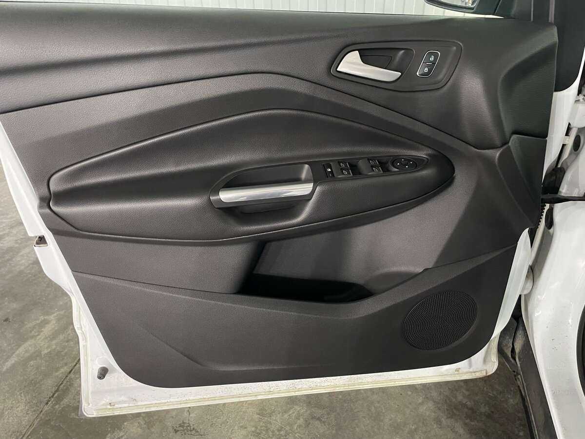 Купить Ford Kuga, 2017, 120 231 км, фото №24