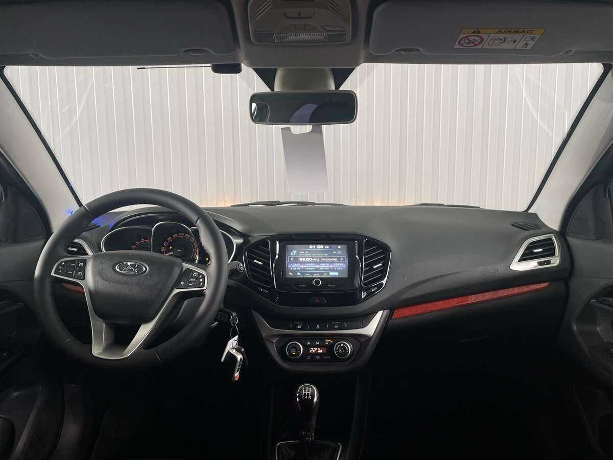 Купить Lada (ВАЗ) Vesta SW Cross, 2018, 88 269 км, фото №9