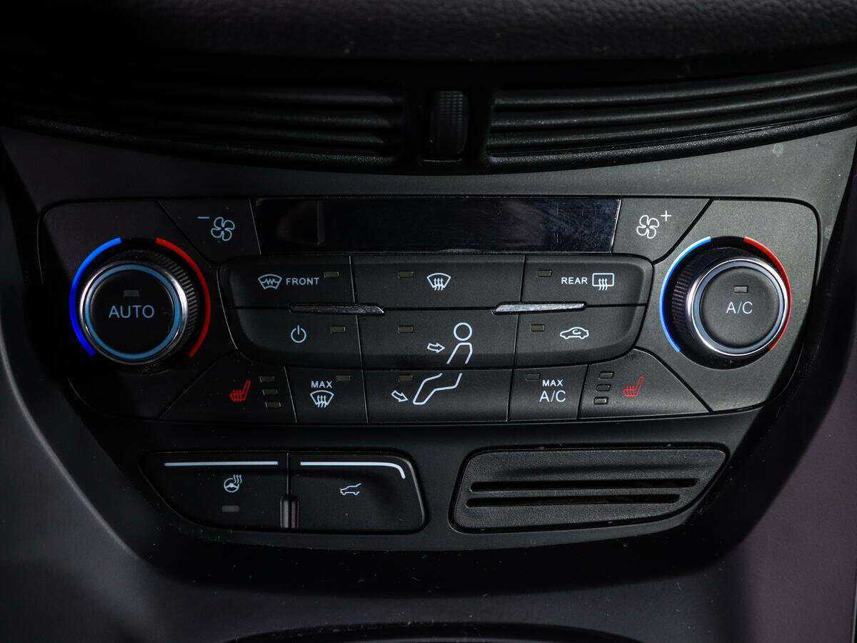 Купить Ford Kuga, 2018, 60 600 км, фото №17