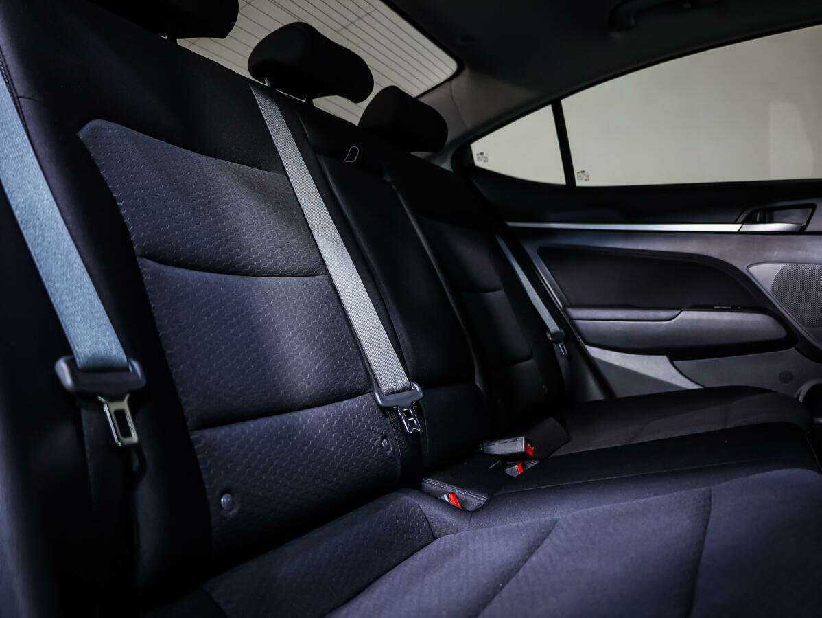 Купить Hyundai Elantra, 2019, 61 543 км, фото №11