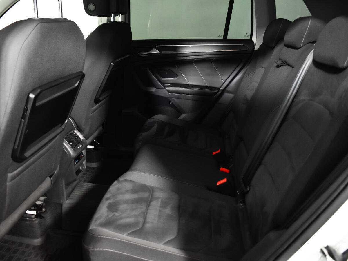 Купить Volkswagen Tiguan, 2017, 97 759 км, фото №10
