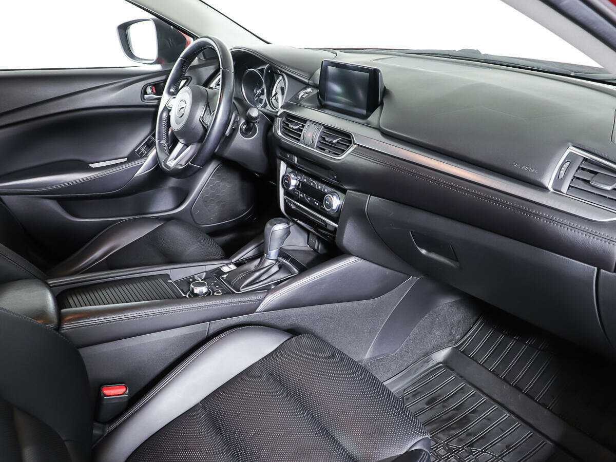 Купить Mazda 6, 2016, 83 978 км, фото №9