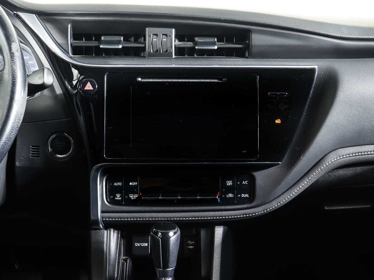 Купить Toyota Corolla, 2017, 279 824 км, фото №10