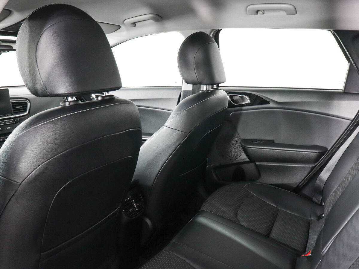 Купить Kia Ceed, 2018, 92 000 км, фото №12