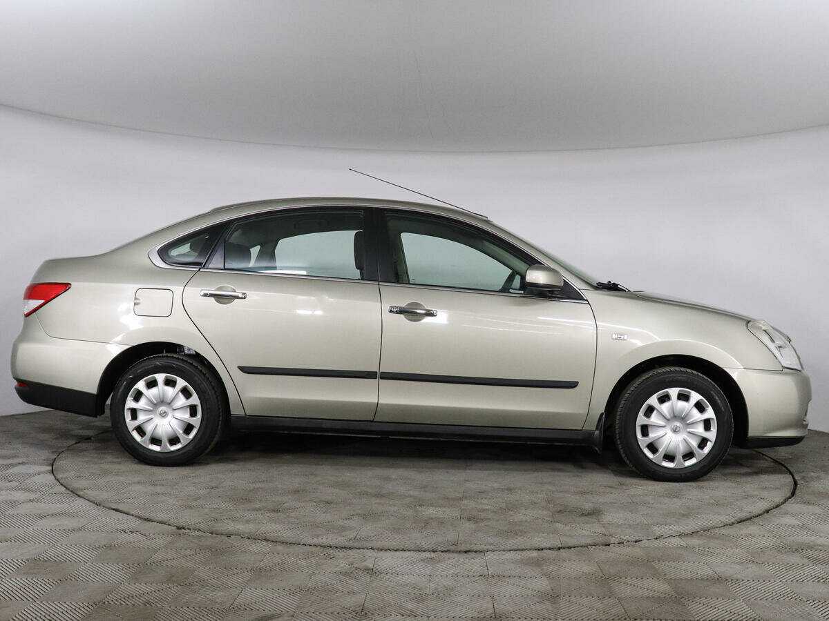Nissan Almera