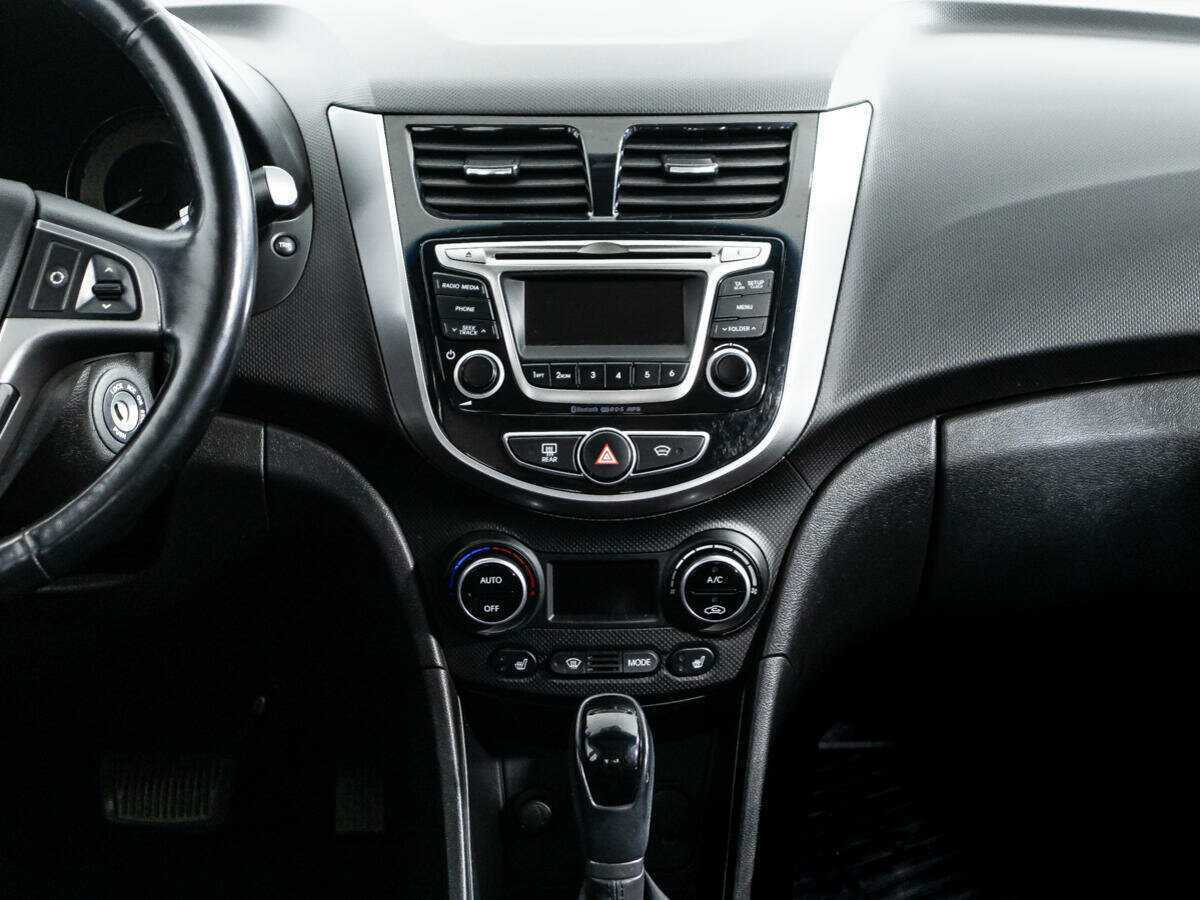 Купить Hyundai Solaris, 2016, 92 508 км, фото №14