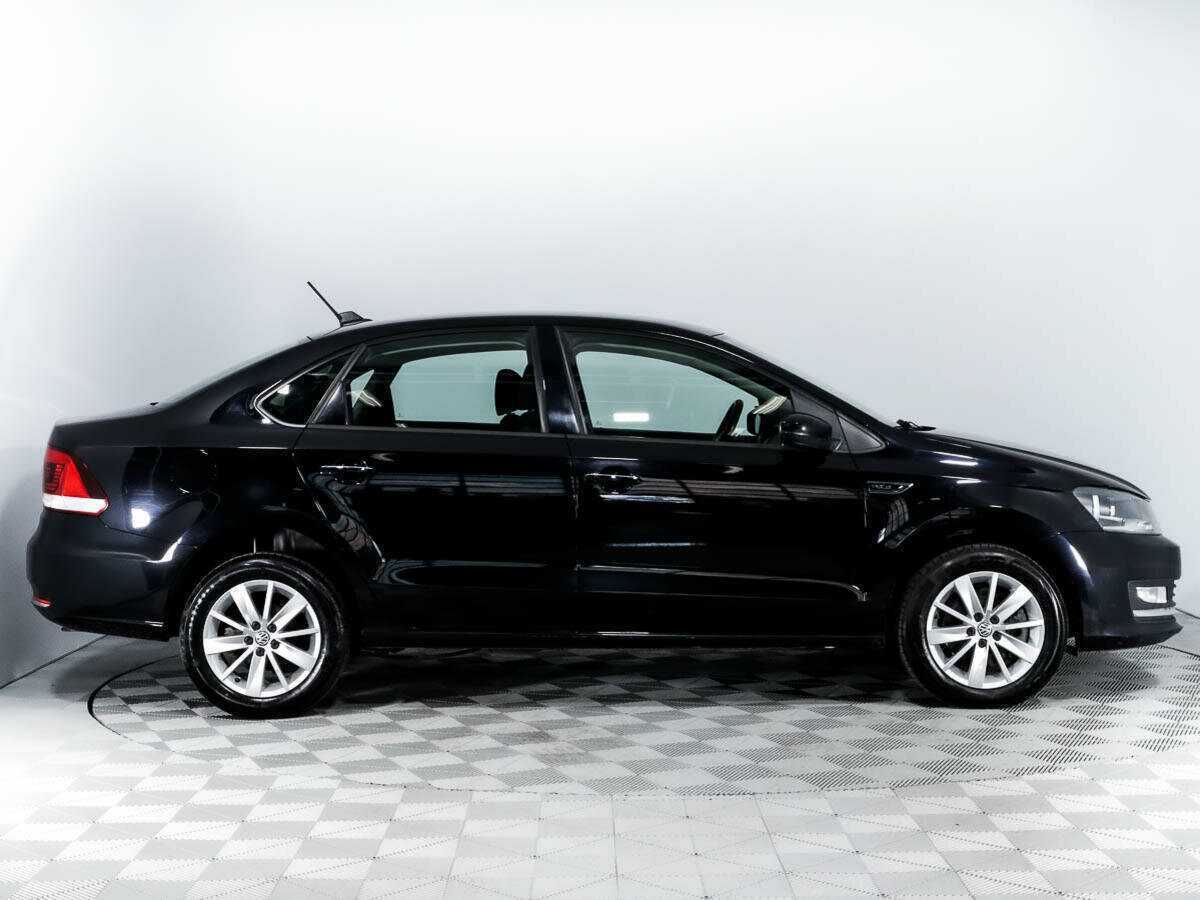 Купить Volkswagen Polo, 2017, 66 000 км, фото №4