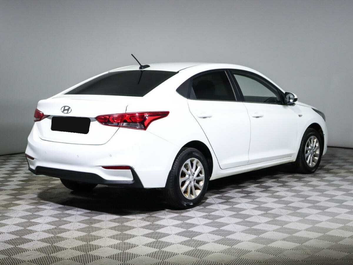 Купить Hyundai Solaris, 2018, 69 469 км, фото №4