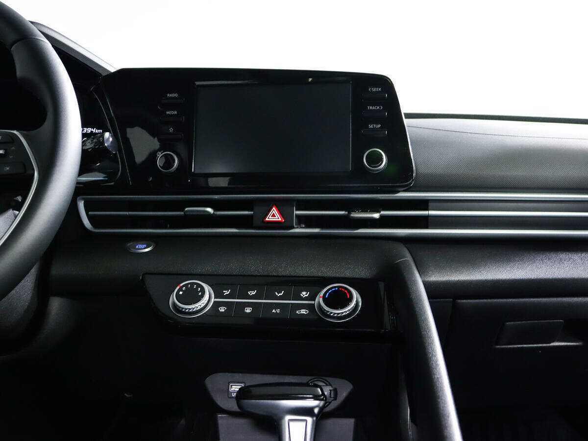 Купить Hyundai Elantra, 2022, 18 393 км, фото №11