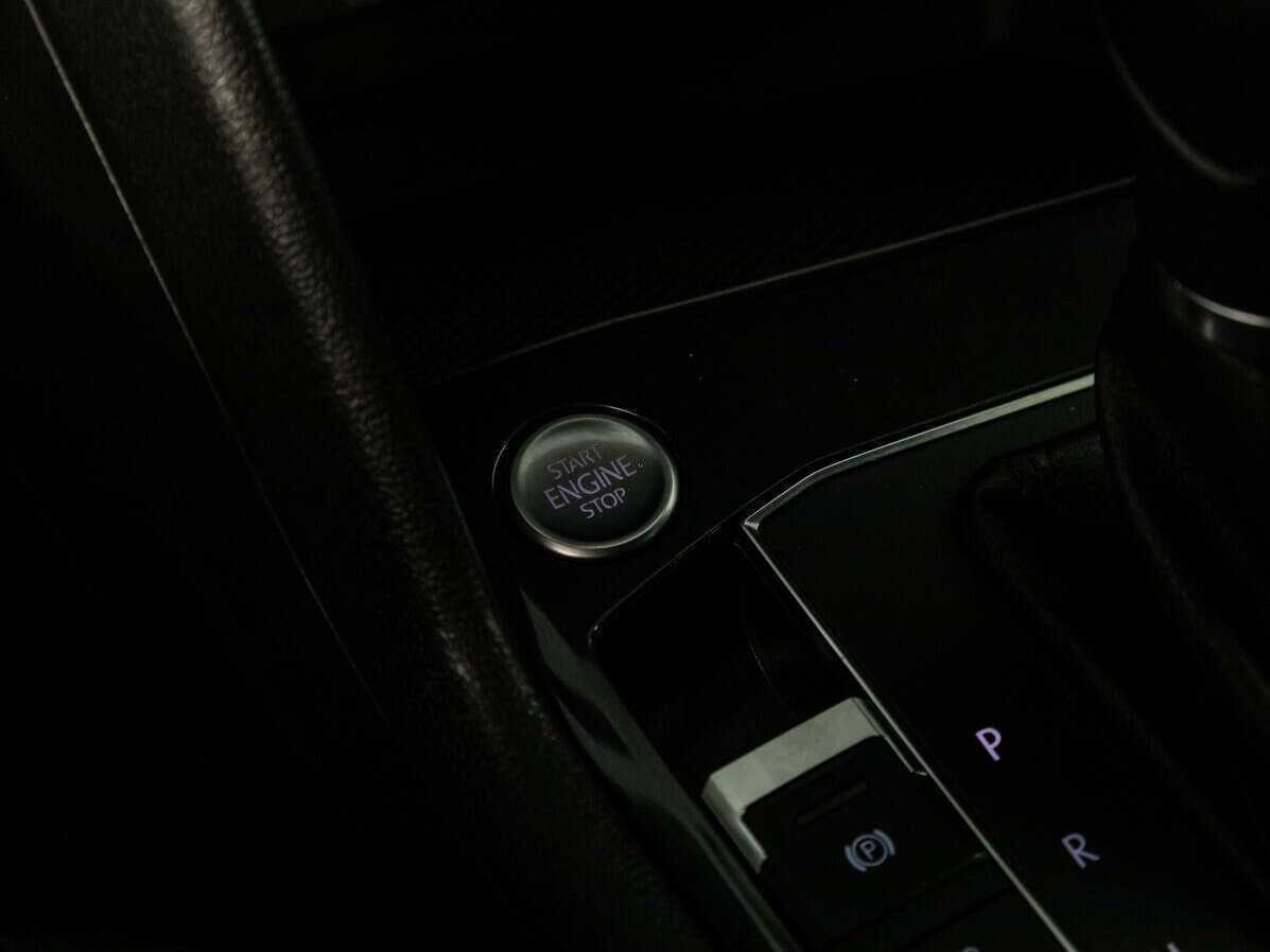 Купить Volkswagen Tiguan L, 2018, 86 835 км, фото №18