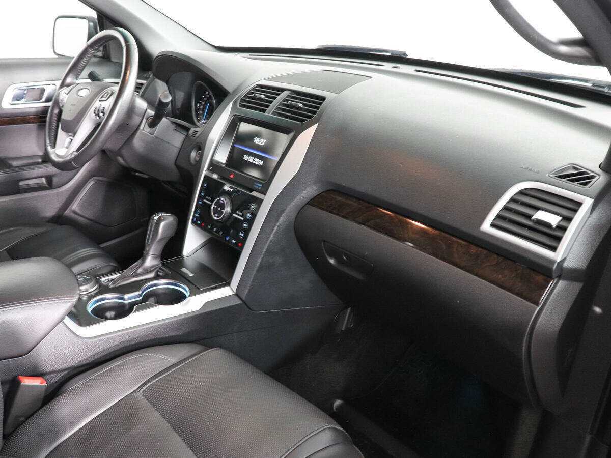 Купить Ford Explorer, 2015, 107 788 км, фото №6
