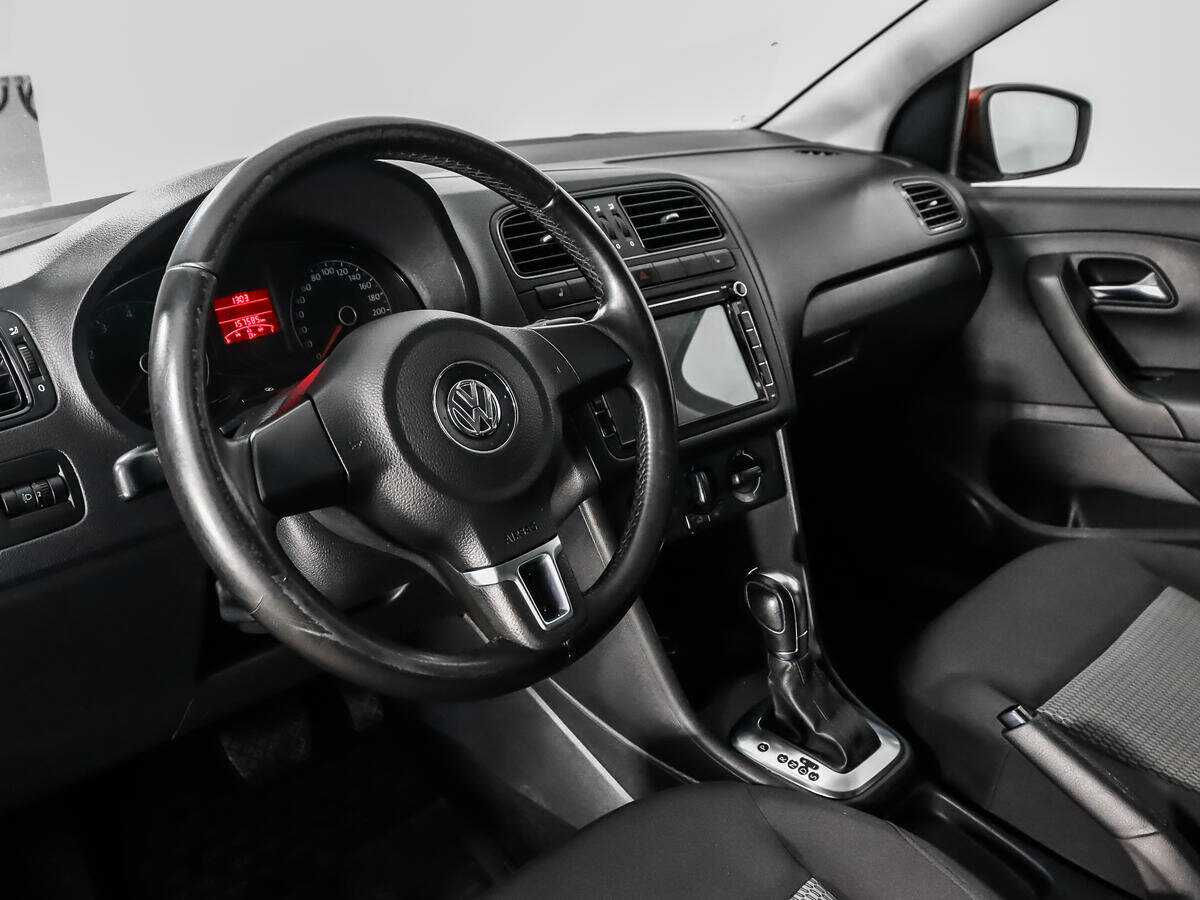 Купить Volkswagen Polo, 2012, 157 584 км, фото №9