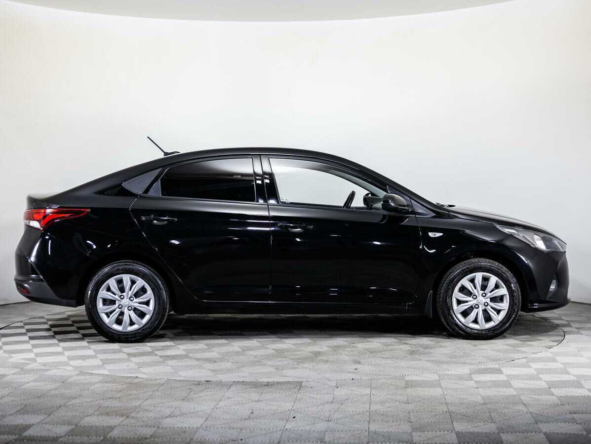 Купить Hyundai Solaris, 2020, 45 742 км, фото №4