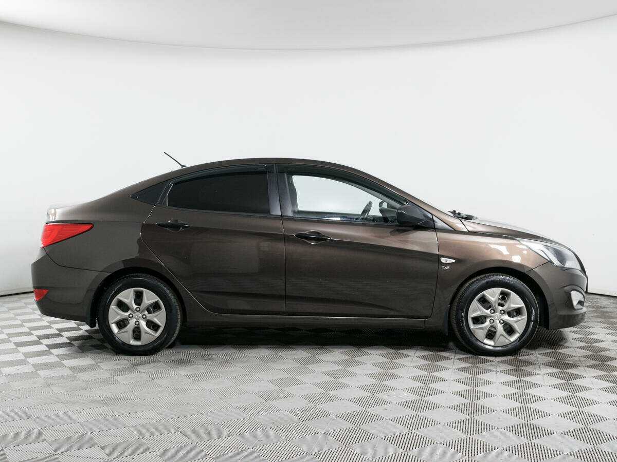 Купить Hyundai Solaris, 2014, 109 855 км, фото №4