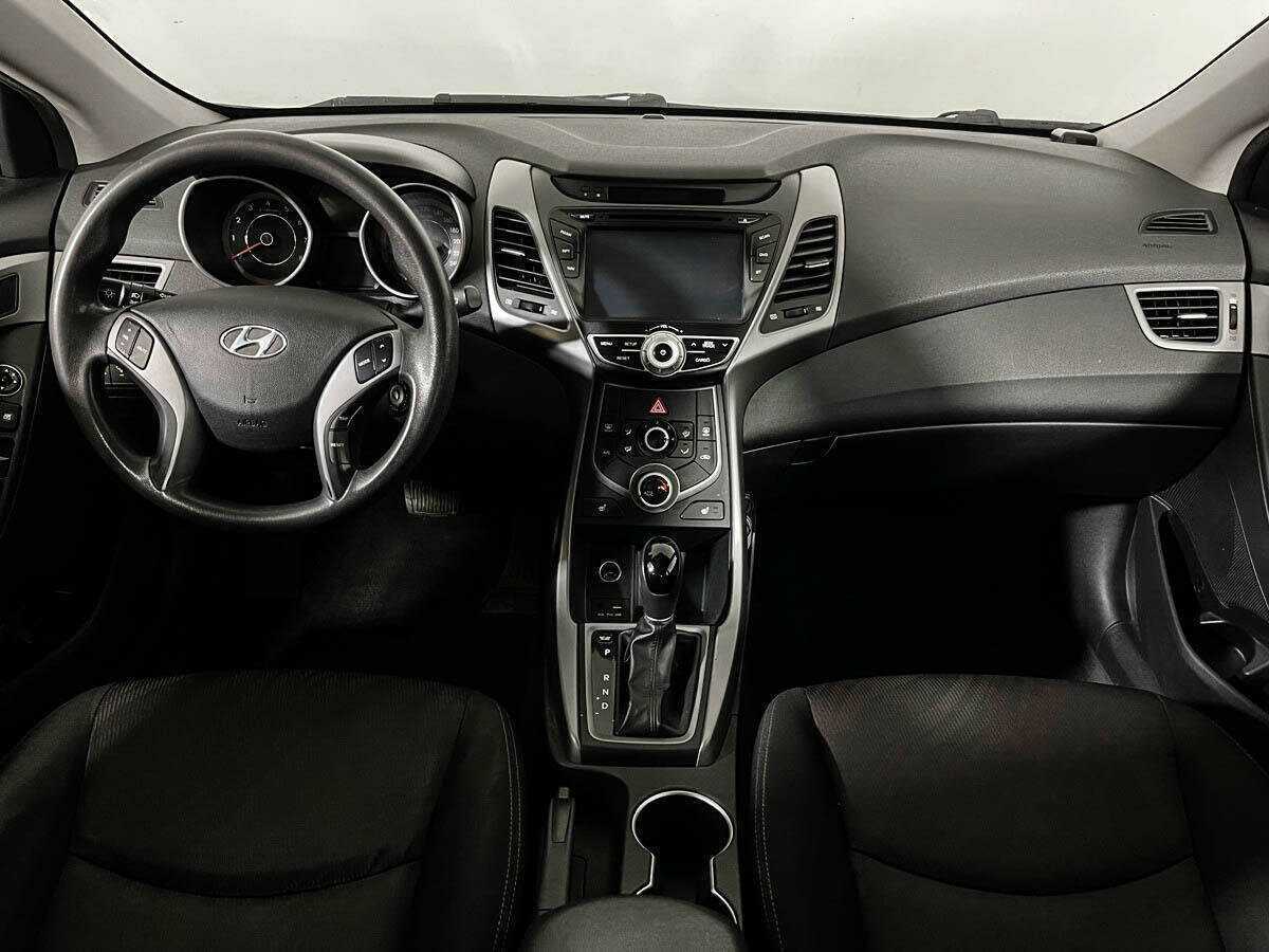 Купить Hyundai Elantra, 2015, 260 815 км, фото №12