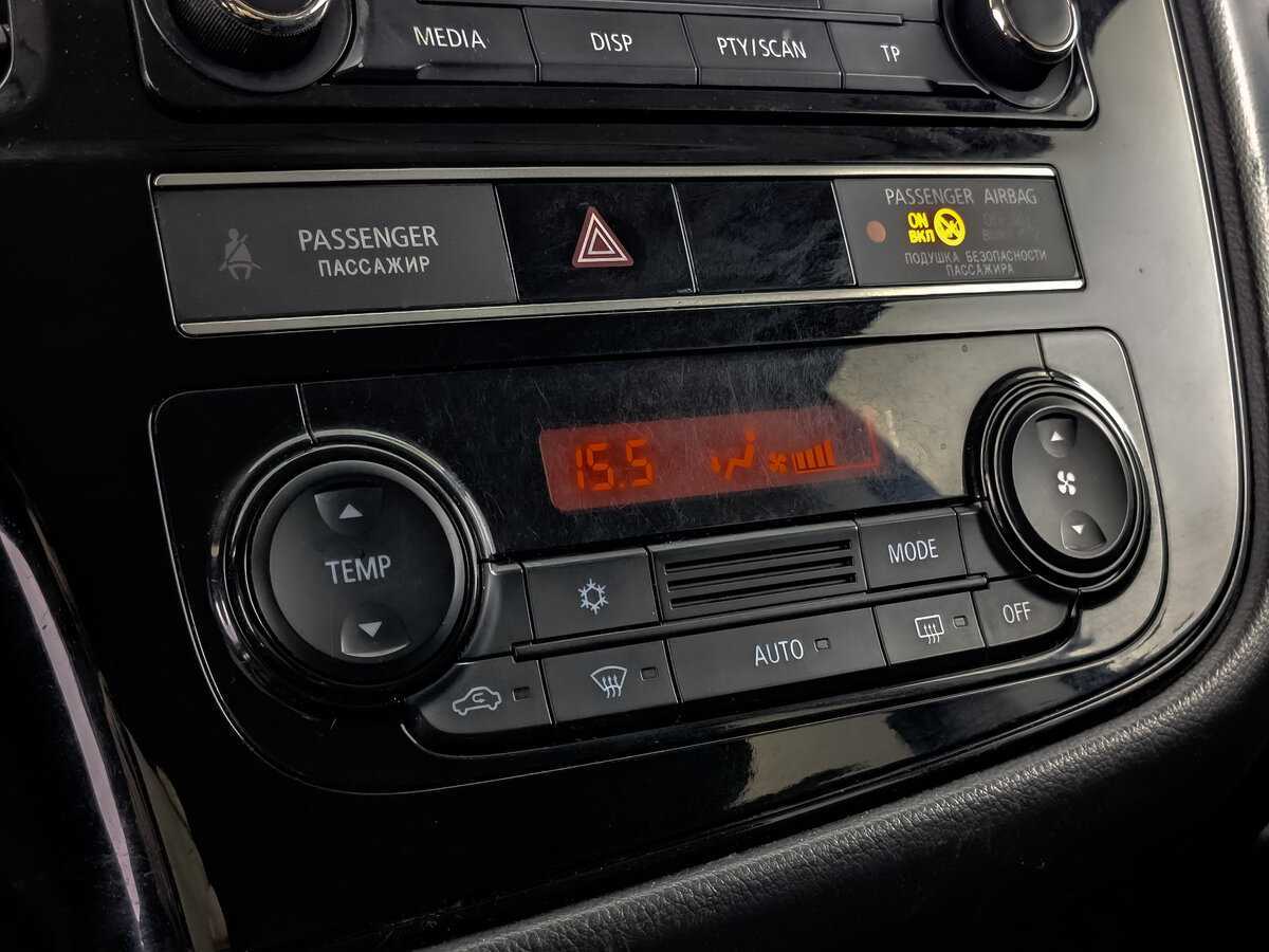 Купить Mitsubishi Outlander, 2018, 203 776 км, фото №17