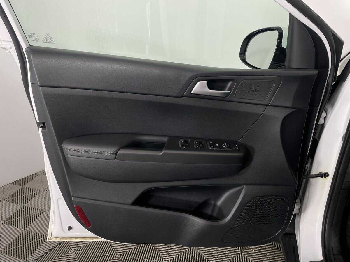 Купить Kia Sportage, 2018, 101 185 км, фото №8