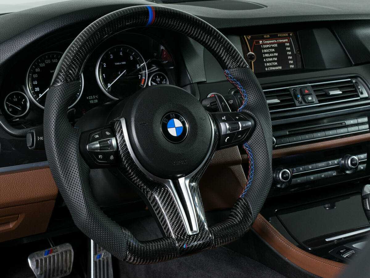 Купить BMW 5 серии 520i, 2013, 177 941 км, фото №10