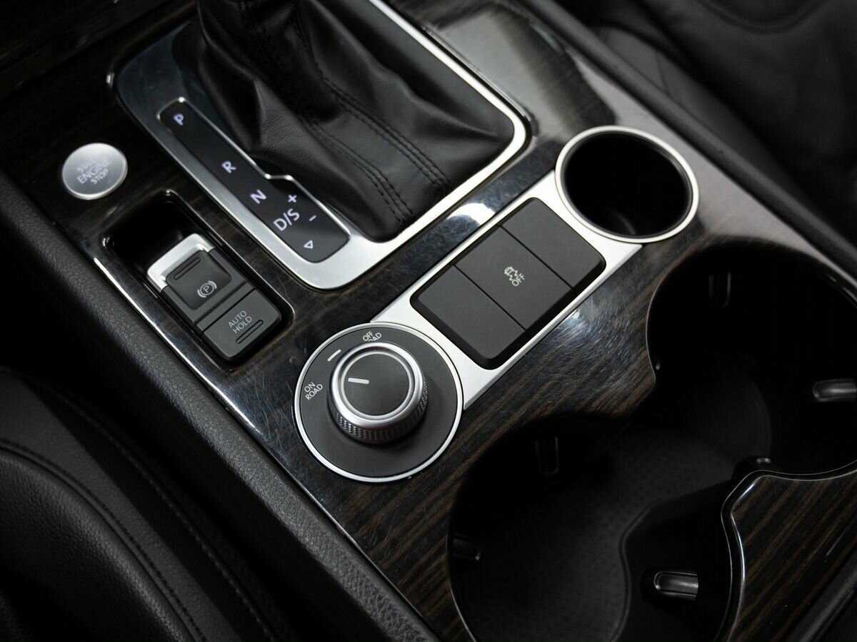 Купить Volkswagen Touareg, 2015, 150 366 км, фото №19