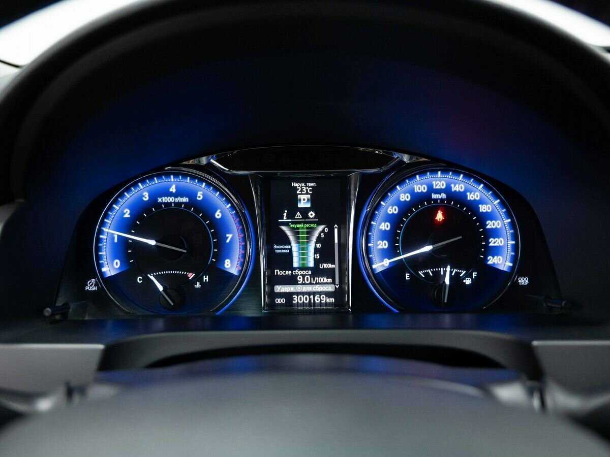 Купить Toyota Camry, 2016, 300 106 км, фото №18