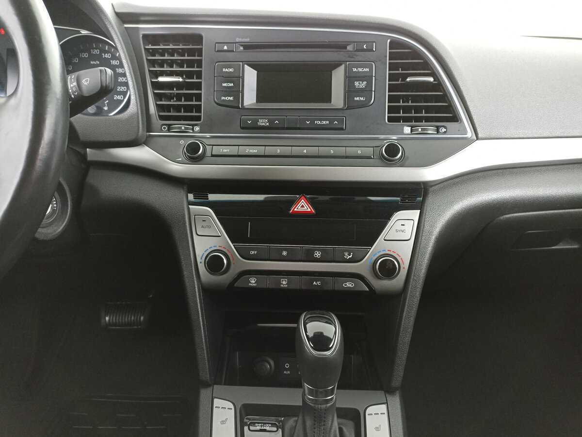 Купить Hyundai Elantra, 2018, 102 154 км, фото №13