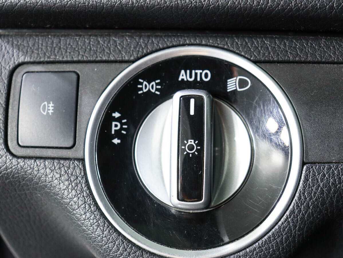 Купить Mercedes-Benz C-Класс 180 BlueEFFICIENCY, 2012, 137 700 км, фото №12