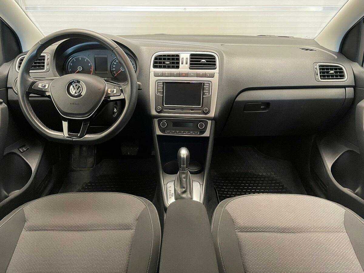Купить Volkswagen Polo, 2018, 39 212 км, фото №9