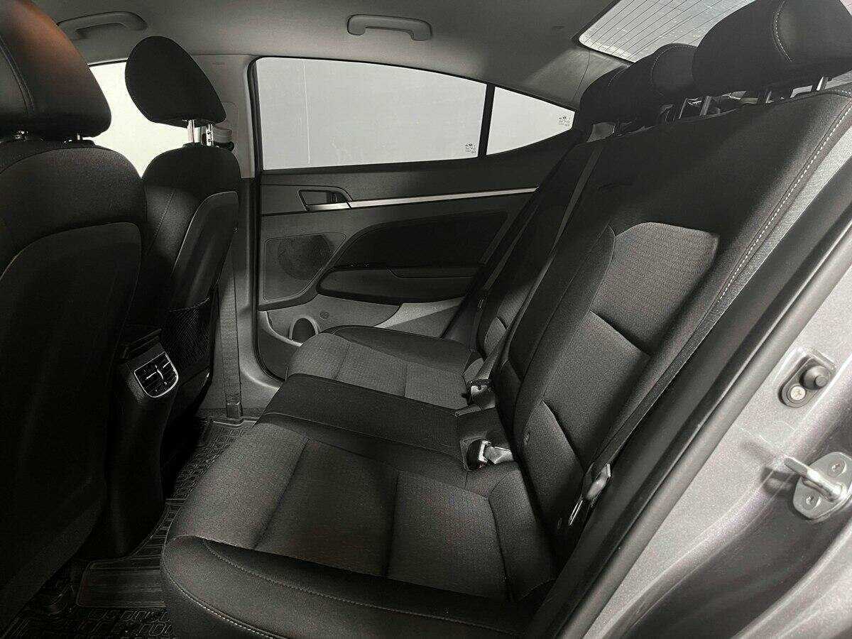 Купить Hyundai Elantra, 2018, 192 691 км, фото №10