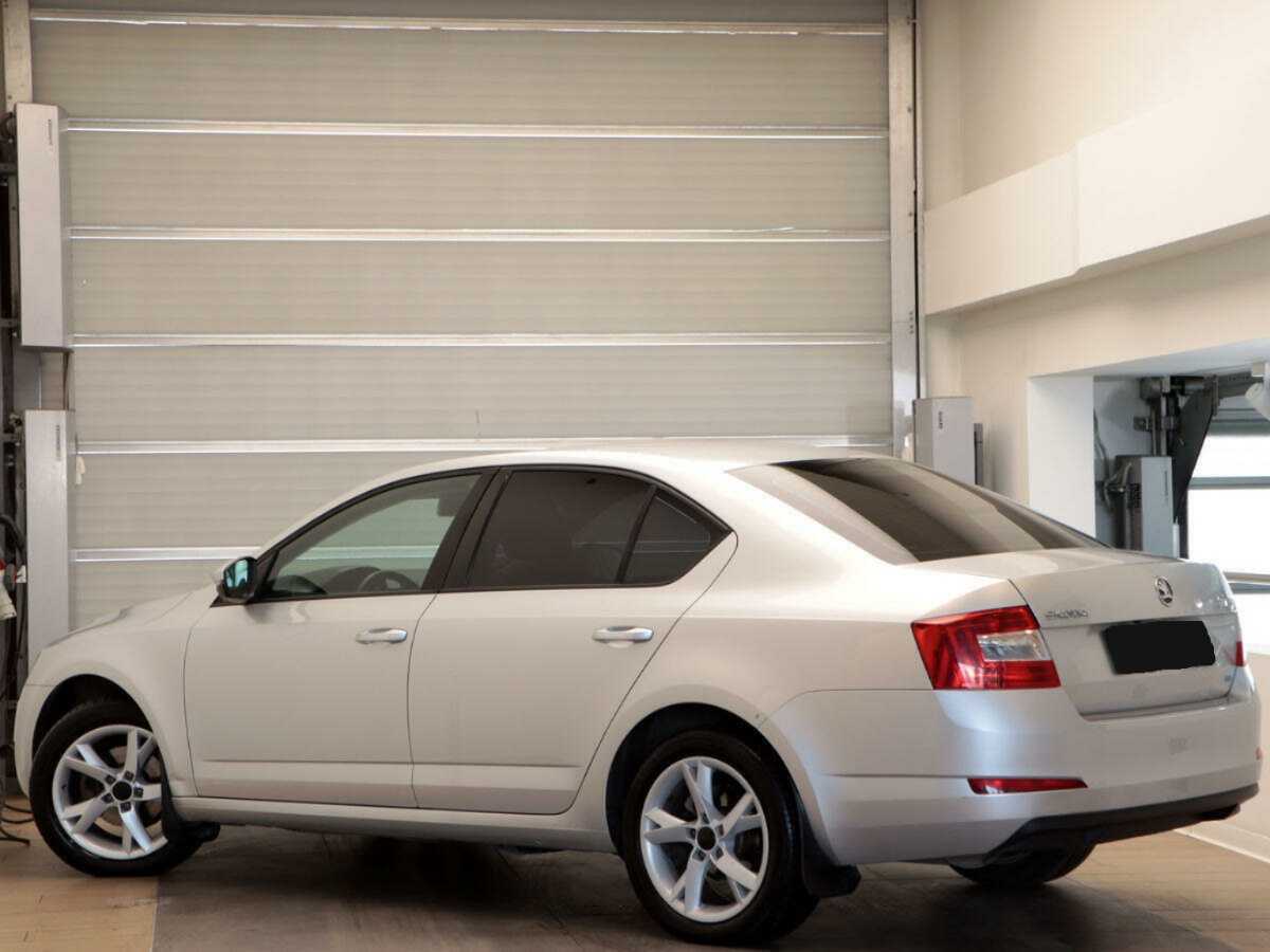 Купить Skoda Octavia, 2013, 246 399 км, фото №6