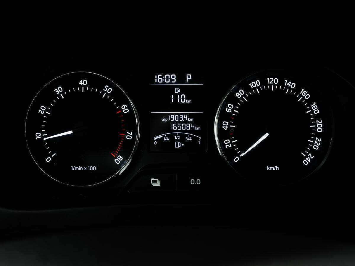 Купить Skoda Rapid, 2014, 165 080 км, фото №10