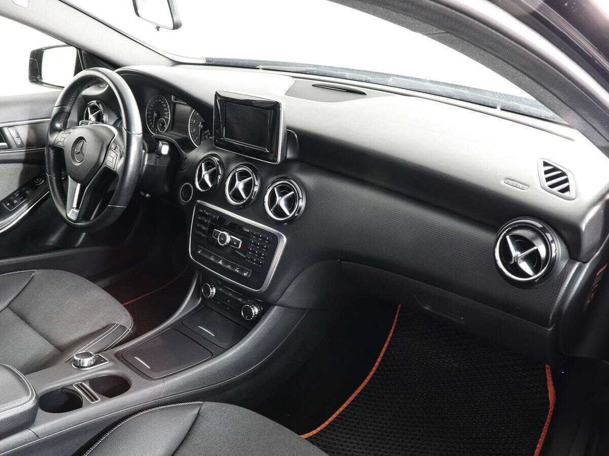 Купить Mercedes-Benz A-Класс 180, 2013, 150 434 км, фото №10