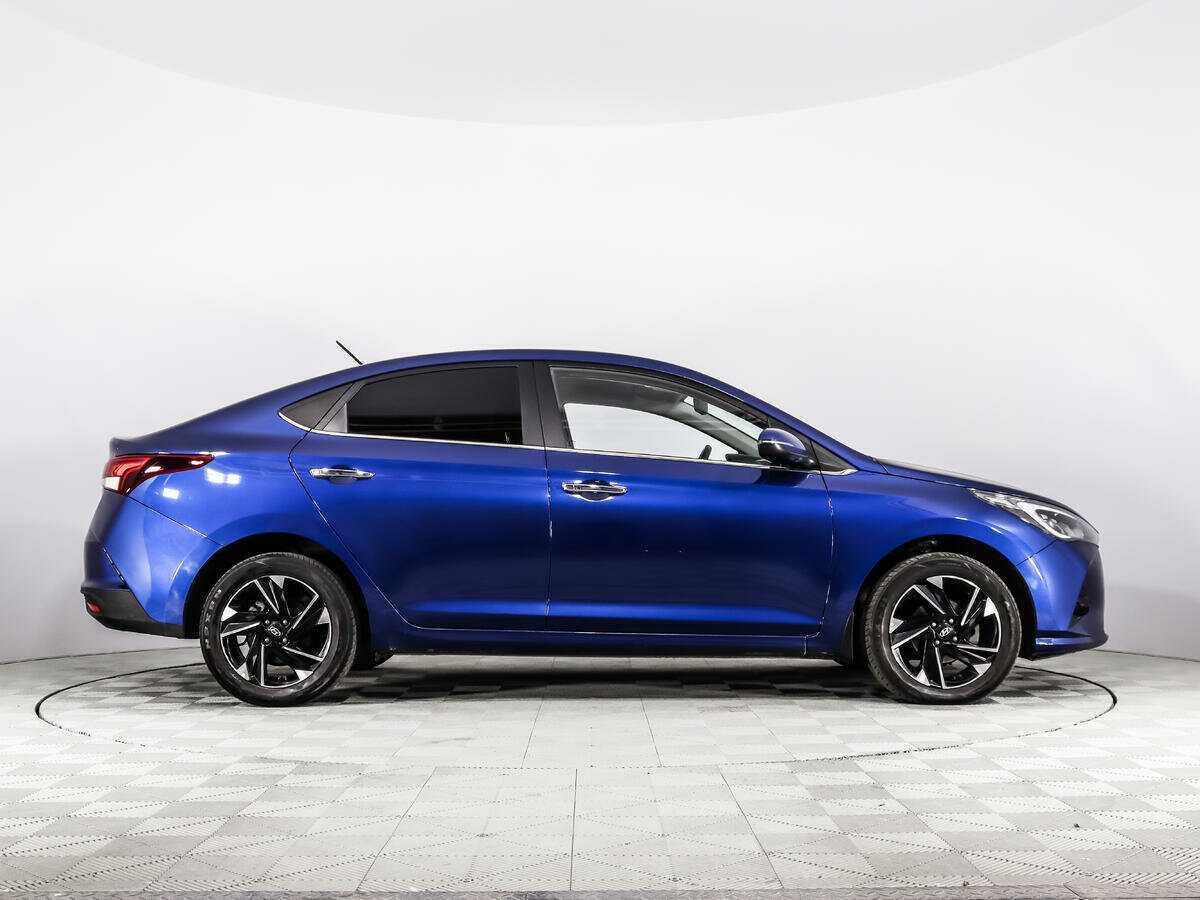 Купить Hyundai Solaris, 2021, 102 982 км, фото №4