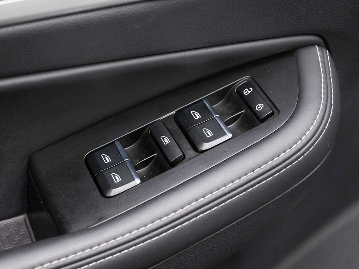 Купить Geely Emgrand X7, 2020, 25 694 км, фото №17