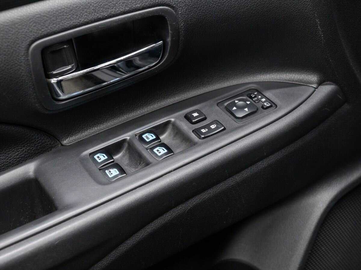 Купить Mitsubishi Outlander, 2017, 285 598 км, фото №15