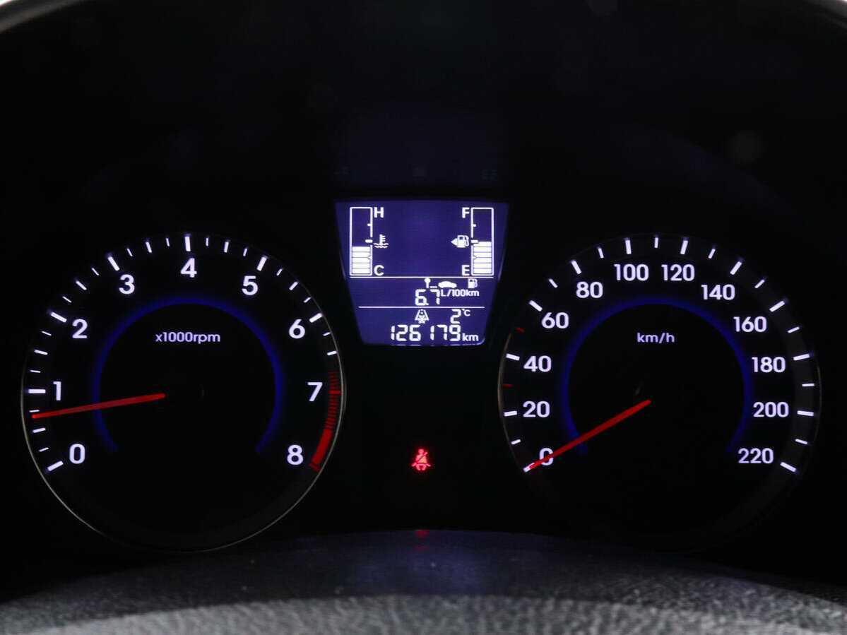 Купить Hyundai Solaris, 2015, 125 988 км, фото №11