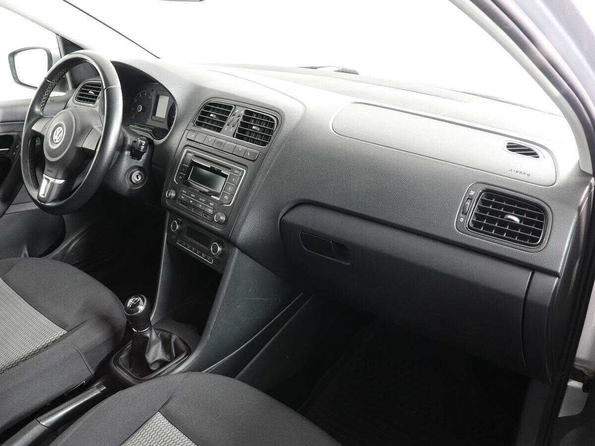 Купить Volkswagen Polo, 2015, 104 940 км, фото №10