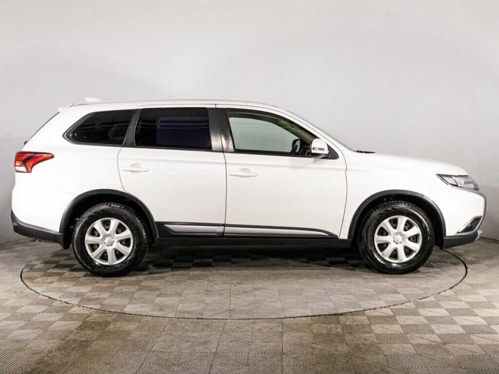 Купить Mitsubishi Outlander, 2018, 141 757 км, фото №4
